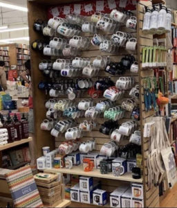 Beer Goggles: Rack Of Repeating Coffee Mugs Makes You Feel Like You're Drunk