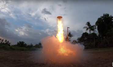 Cooool: 25,000 Match Chain Reaction Launches UFO