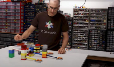 LEGO Builder’s Simple, Continuous Marble Run
