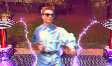 Rickzapping: Rick Astley’s ‘Never Gone Give You Up’ Performed On Tesla Coils