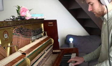 Guy Replaces All The Strings In A Piano With Guitar Strings (And Vice Versa)