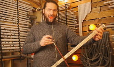 Man Constructs One-String ‘Mouth Violin’