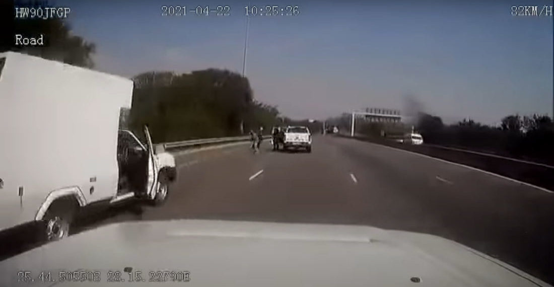 Front-Facing Dashcam Footage From That Cash-In-Transit Attempted Robbery