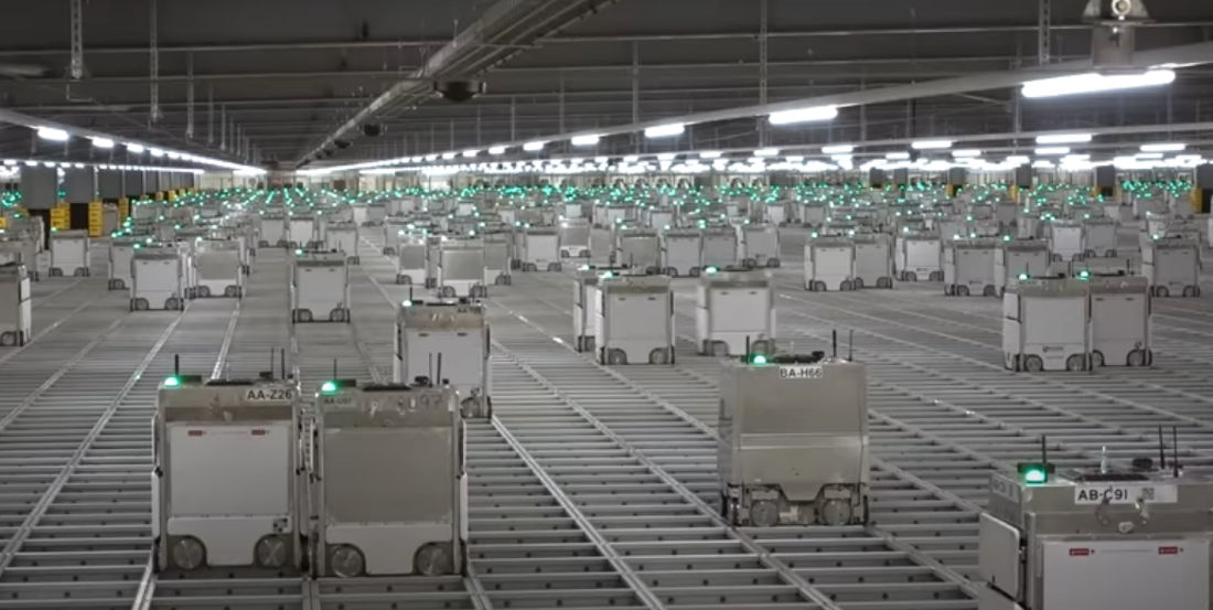 Video Of A Gigantic 2,300-Robot Grocery Order Packing Warehouse