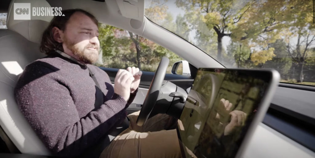Reporter Tests Tesla's "Full Self-Driving" Capabilities In NYC