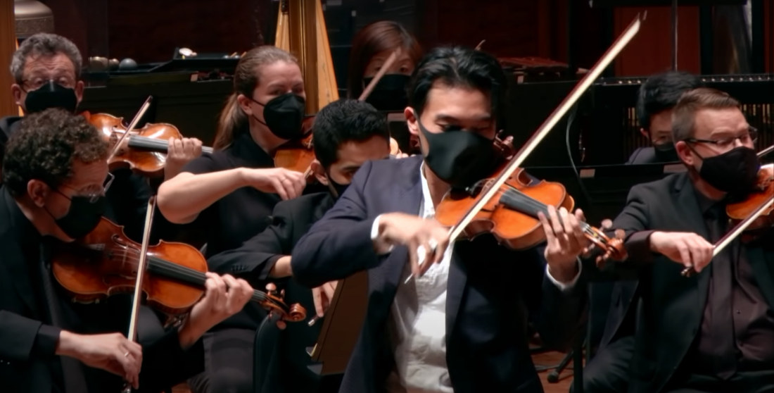 Violinist Snaps String During Tchaikovsky Solo, Handles It Like A True Virtuoso
