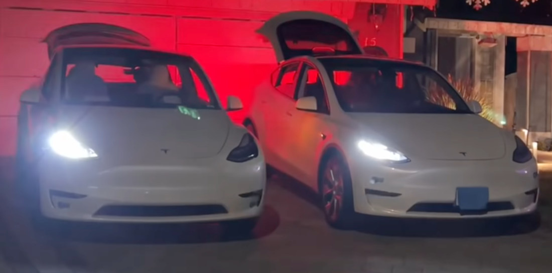 Two Teslas Perform Choreographed Light Show Dance Off To ‘Beat It’
