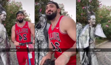 Real Mature: Guy Gets Living Statue To Break Character With Fart