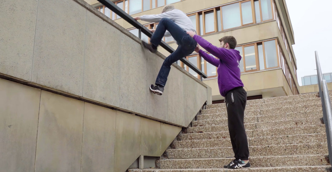 Man With ‘No Athletic Skills’ Attempts Parkour With Instructor