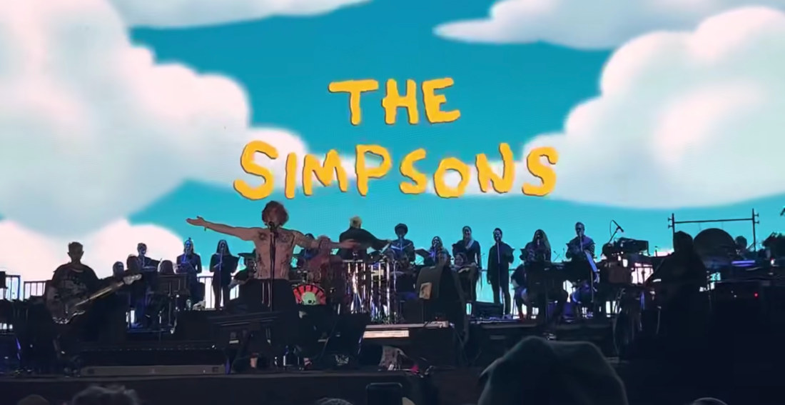 Danny Elfman Performs Simpsons Theme At Coachella