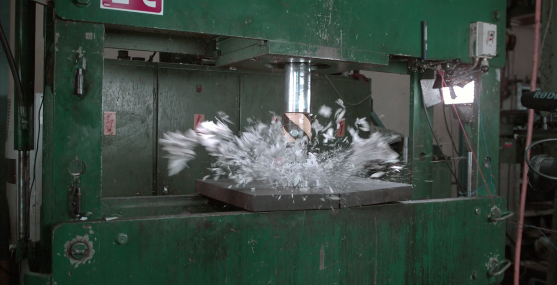 Hydraulic Press Blows A Pipe Trying To Crush Books