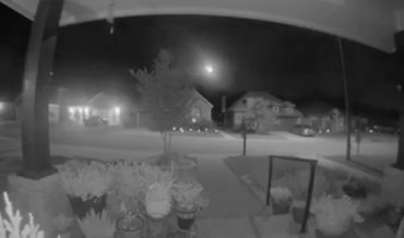 Doorbell Cams Capture Glorious Meteor In Texas