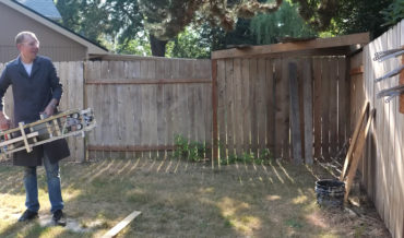 Knife Throwing Gun Can Flip 10 Knives Into Target Using Laser Targeting