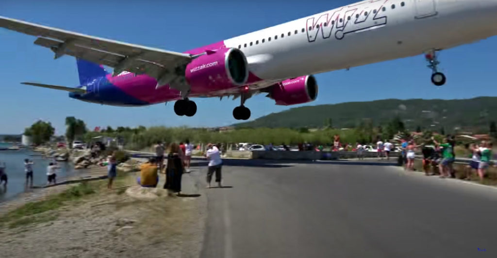 Possible New Lowest Landing At Greece's Skiathos Airport