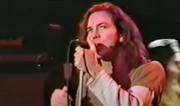 Pearl Jam’s ‘Even Flow’ Reimagined As A Smooth Jazz Tune
