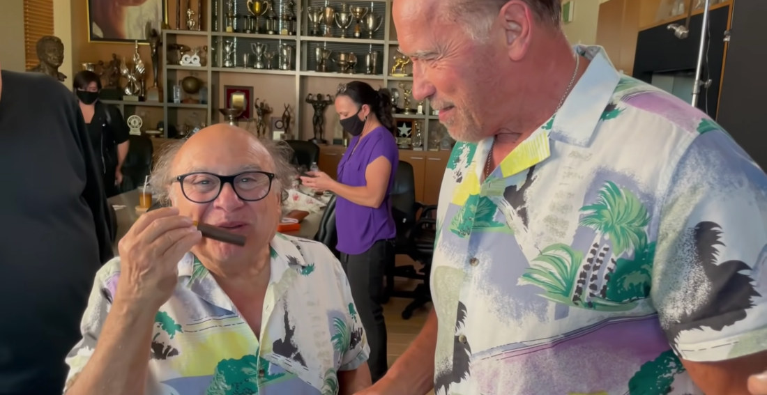 Arnold Schwarzenegger Presents Danny DeVito With Marijuana Laced Cigar