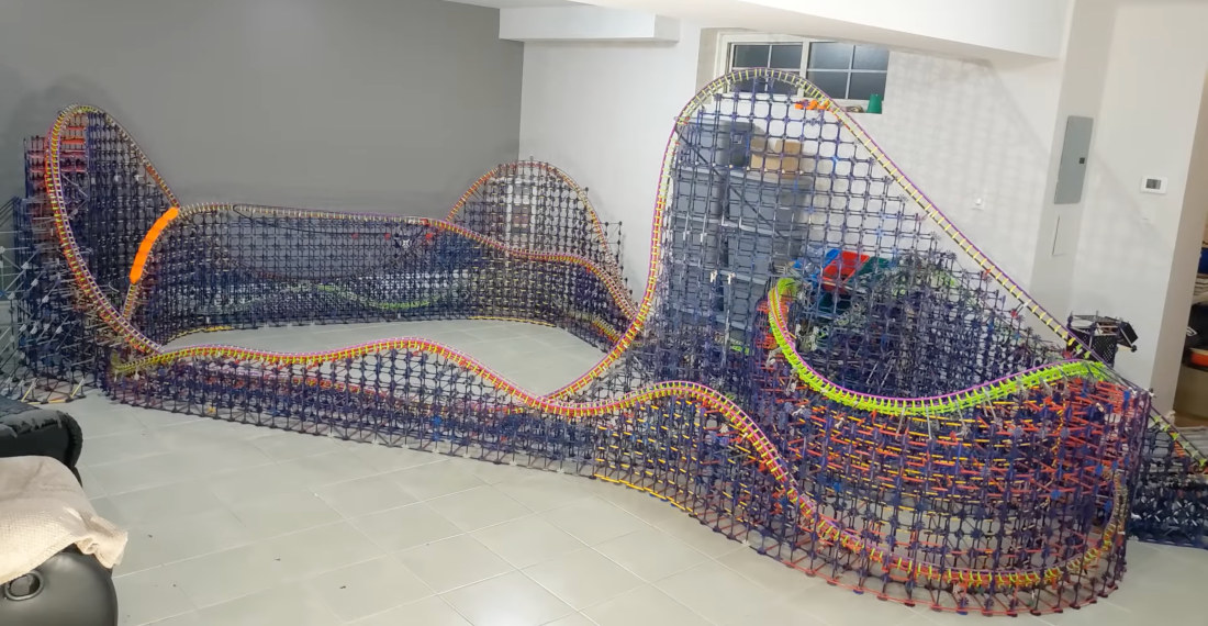 Guy Builds Miniature Version Of Real Roller Coaster With K’Nex