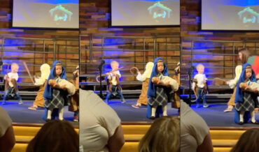 Two Shepherds At Kid’s Christmas Pageant Have Crook Sword Fight