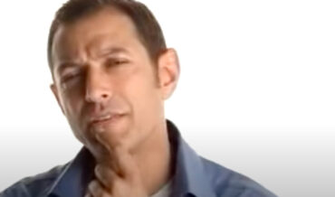 Slowed Down Jeff Goldblum Commercials Make Him Sound Drunk