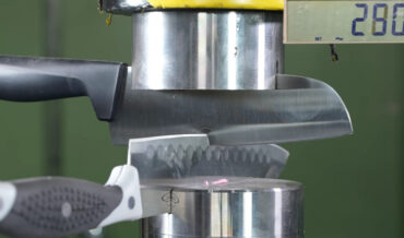 Hydraulic Press Kitchen Knife Battles: There Can Be Only One