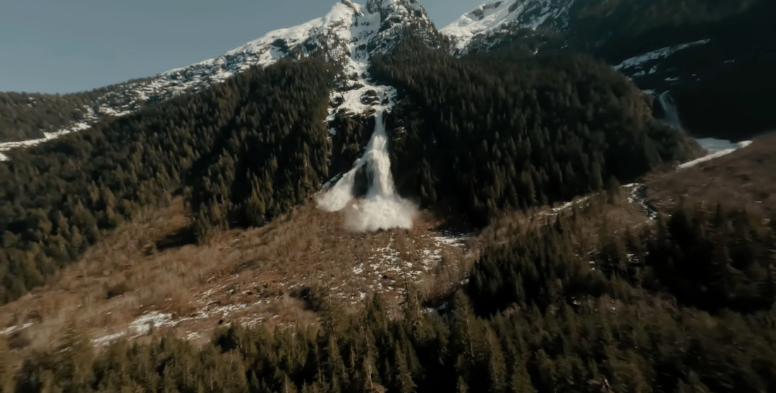 Drone Captures Avalanche Flowing Like Water