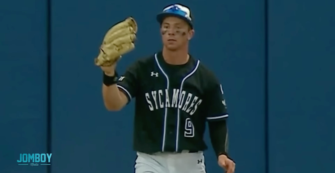 College Outfielder Tricks Batter Into Thinking He Caught His Home Run
