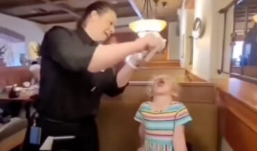Olive Garden Waitress Grates Parm Directly Into Girl’s Mouth On Request