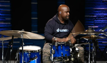 Juilliard Professor Improvises Drums For Nirvana’s ‘In Bloom’ After Hearing It For First Time