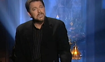 Star Trek’s Jonathan Frakes (Commander Riker) Slowed Down Sounds Drunk