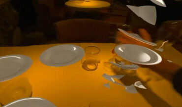 Idiot Breaks Glass At Restaurant Playing Plate-Breaking Game In Apple VR
