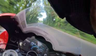 Visor Cam Footage From Motorcycle Racer Doing 180MPH In Isle Of Man TT Race Is Pure Insanity