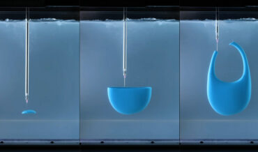 3D Printing Silicone In A Water Gel