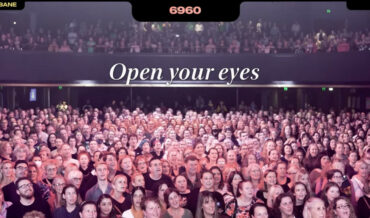 Queen’s ‘Bohemian Rhapsody’ Performed By 102,974 Singers