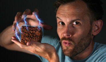 Attempting To Bake Edgeless Brownies With Electricity