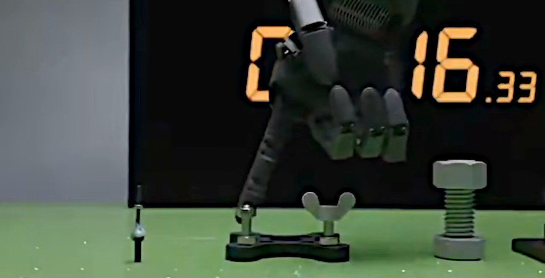 Ultra Fast Robotic Hand Demonstrates Its Finger Speed