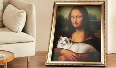 Finally, The Mona Lisa Cat Bed We’ve All Been Waiting For