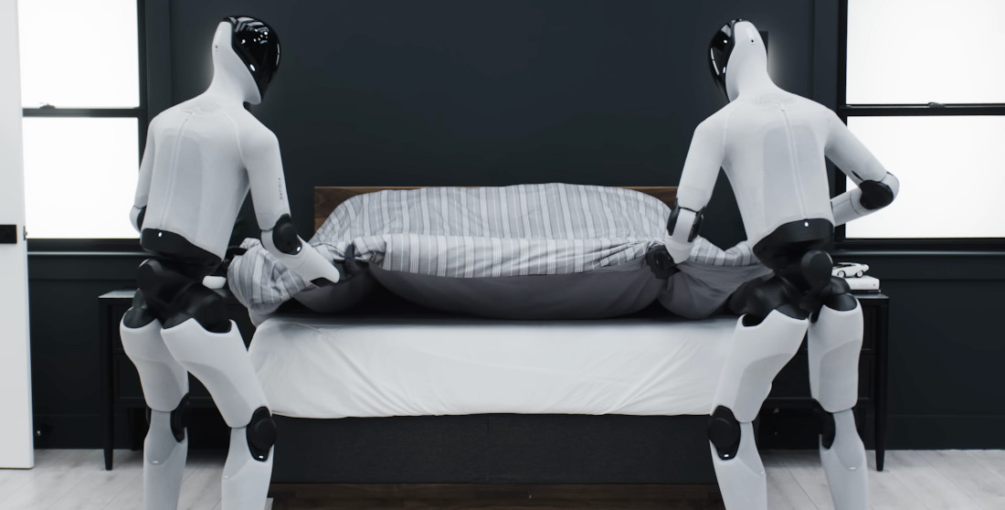Two Humanoid Robots Make The Bed