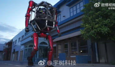 Finally, A Giant 10-Foot Transforming Mecha You Can Ride Inside