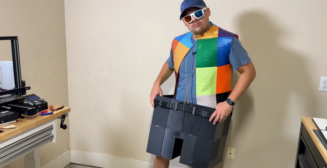 Man 3D Prints Himself An Entire Outfit