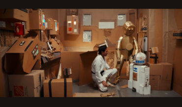 Recreating The Original Star Wars Movie But Everything Is Made Out Of Cardboard